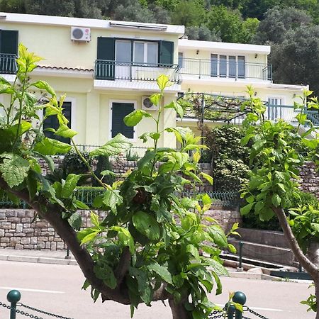 Petrovac Apartments Simo מראה חיצוני תמונה