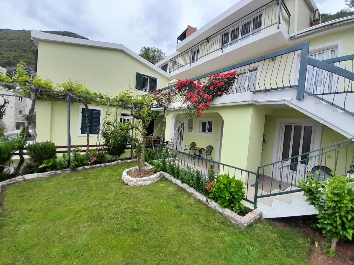 Petrovac Apartments Simo מראה חיצוני תמונה