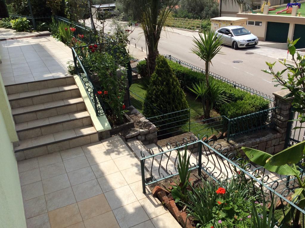 Petrovac Apartments Simo מראה חיצוני תמונה