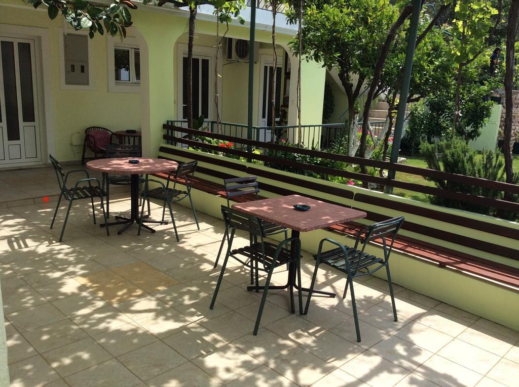 Petrovac Apartments Simo מראה חיצוני תמונה