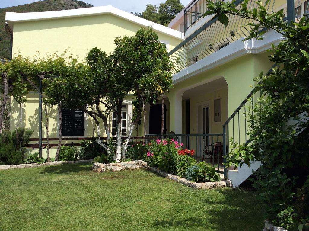 Petrovac Apartments Simo מראה חיצוני תמונה