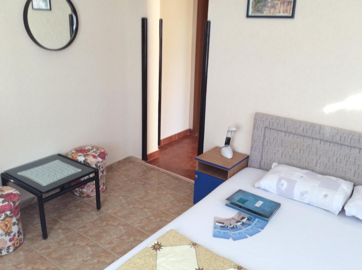 Petrovac Apartments Simo מראה חיצוני תמונה